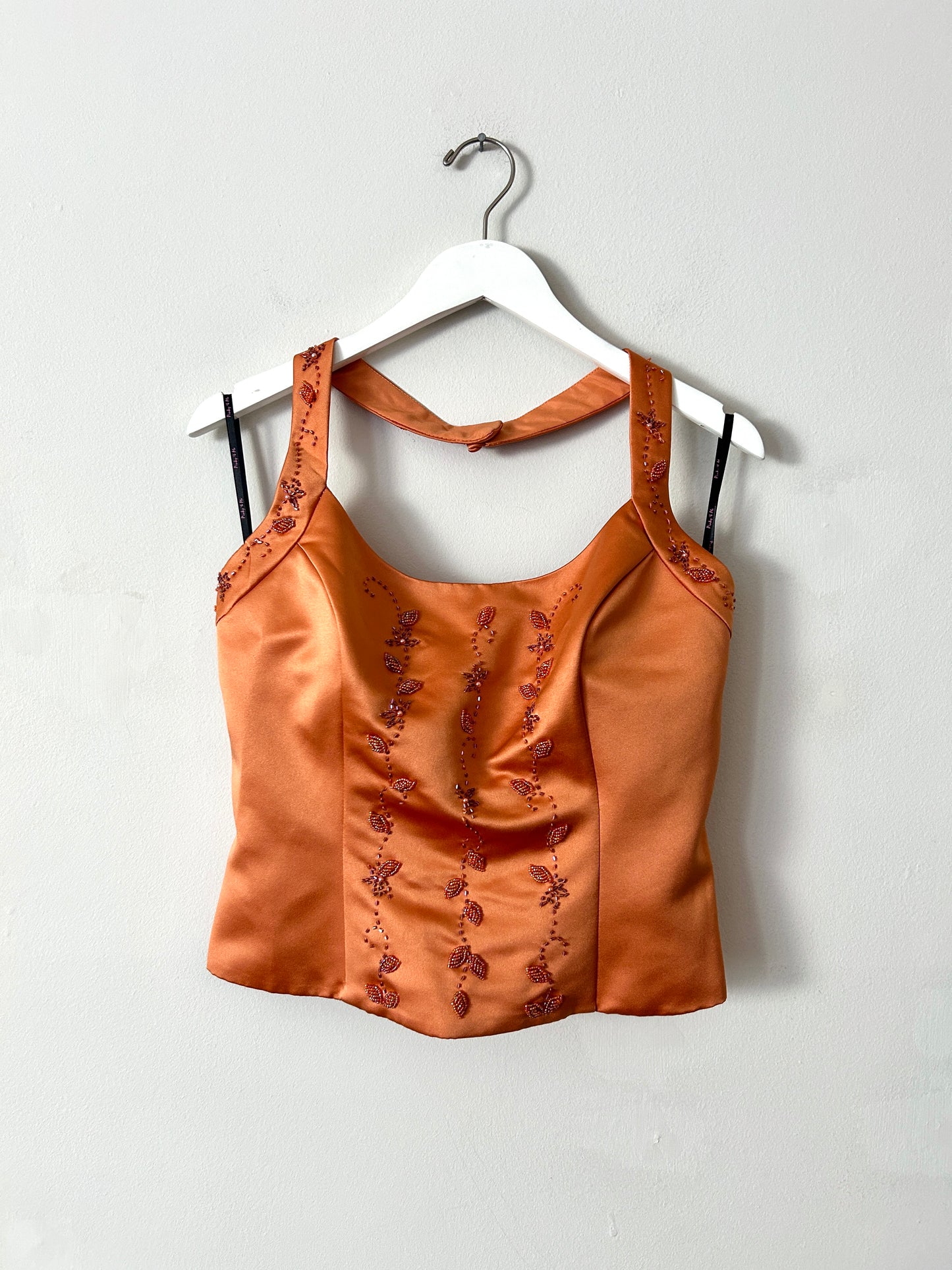 Pinky & Me
Halter Top -
12