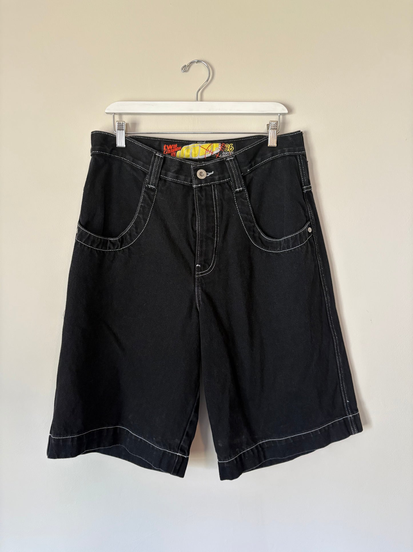 JNCO Black Baggy Denim Shorts - 32