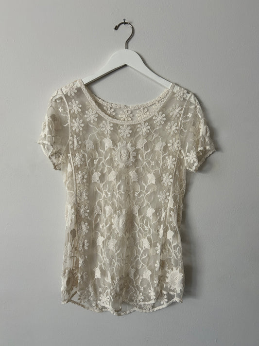 Cream Floral Lace Top - Medium