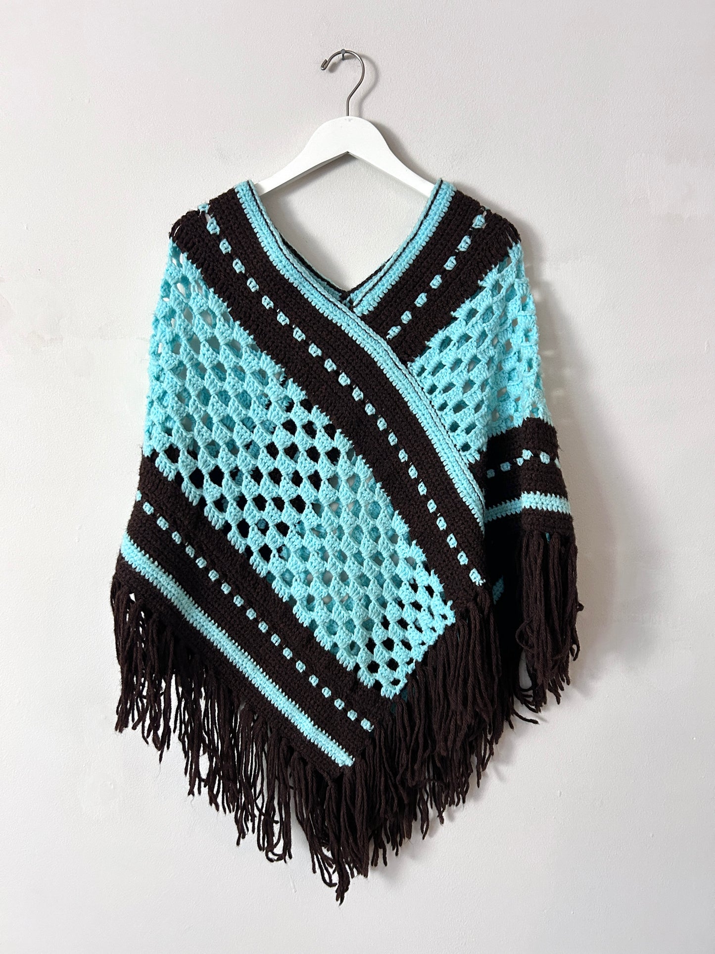 Hand Crocheted
Poncho - OS