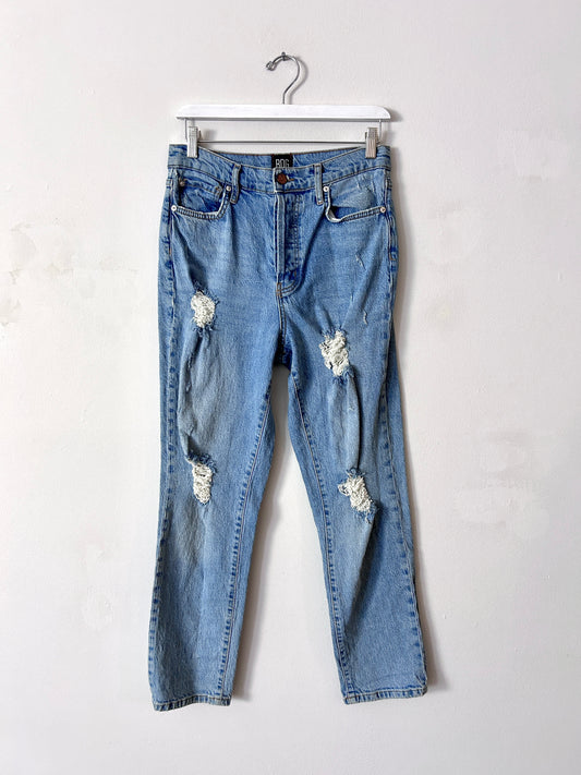 BDG Urban
Outfitters
Distressed 
Jean - 28