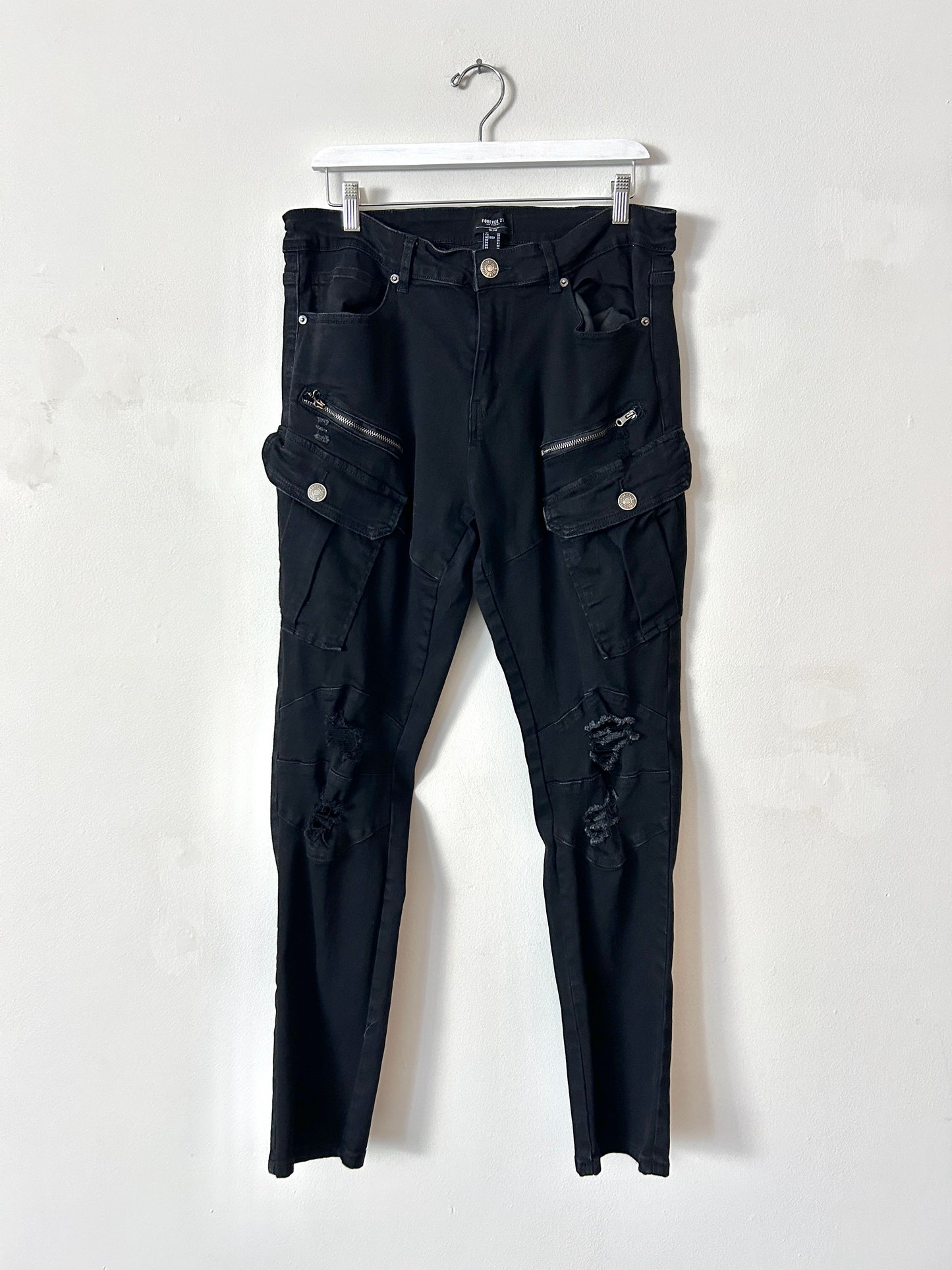 Forever 21 Black Cargo Jeans - 33