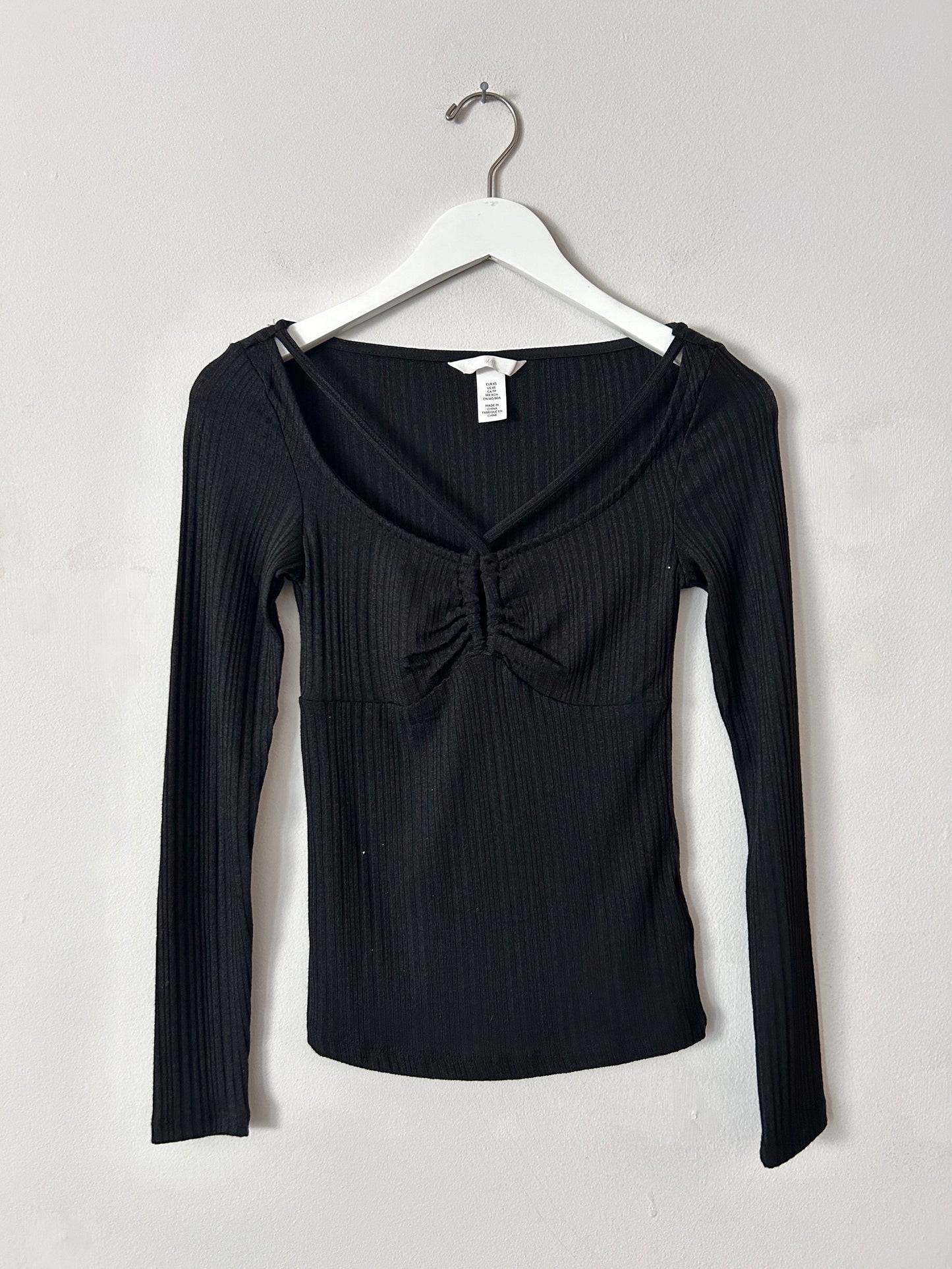 H&M Black Keyhole Top - XS