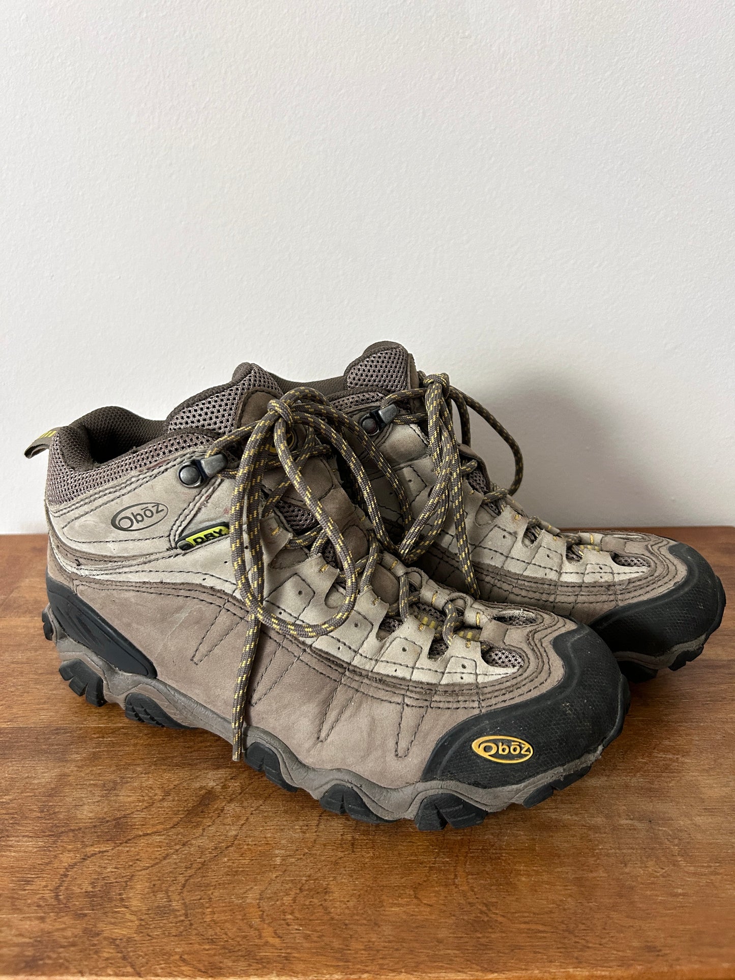 Oboz Brown Hiking Boots - 9