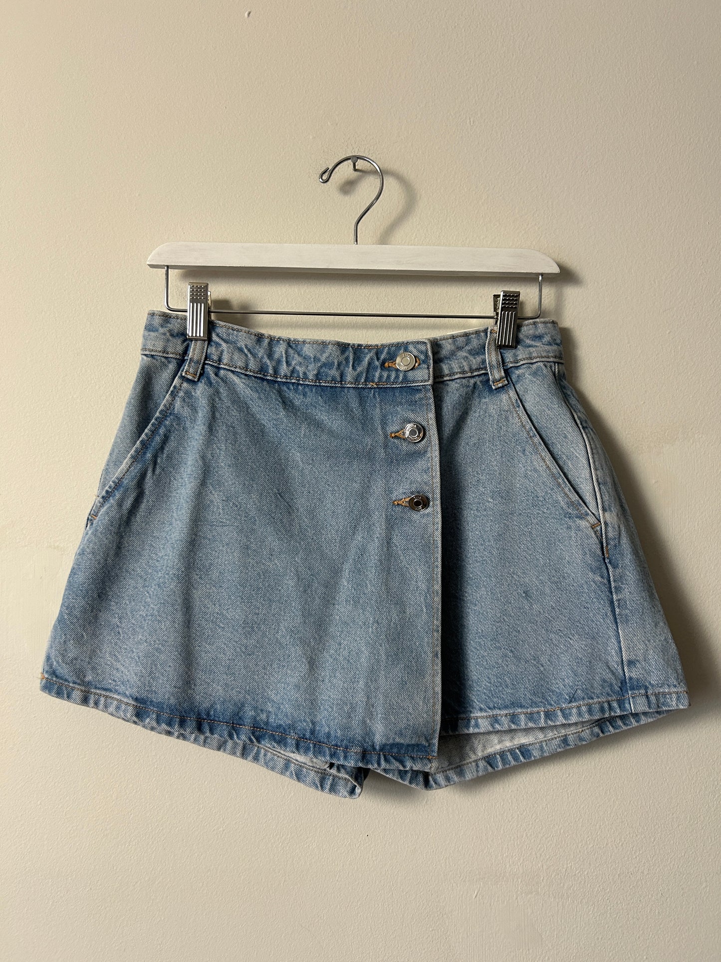 Zara Light Wash Denim Skort - Small