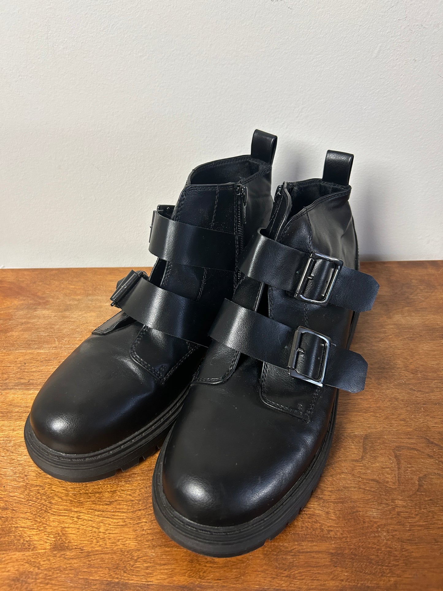 SO Black Pleather Buckle Boots - 8.5